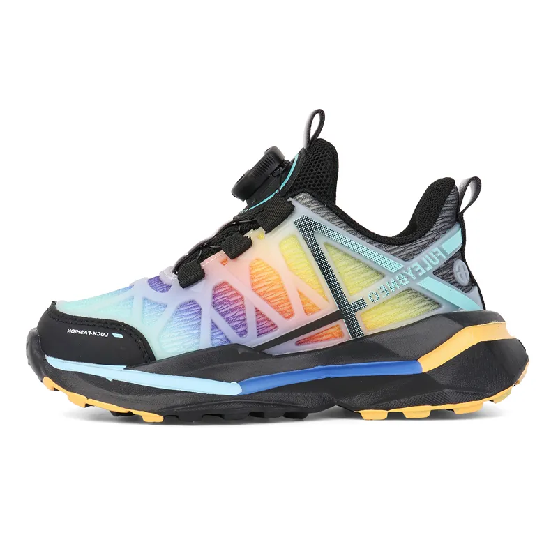 Calzado deportivo de moda para exteriores para niños y niñas.