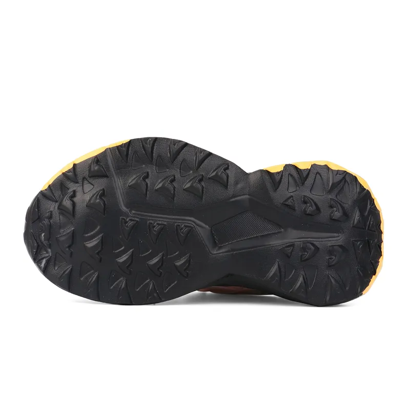 Calzado deportivo de moda para exteriores para niños y niñas.