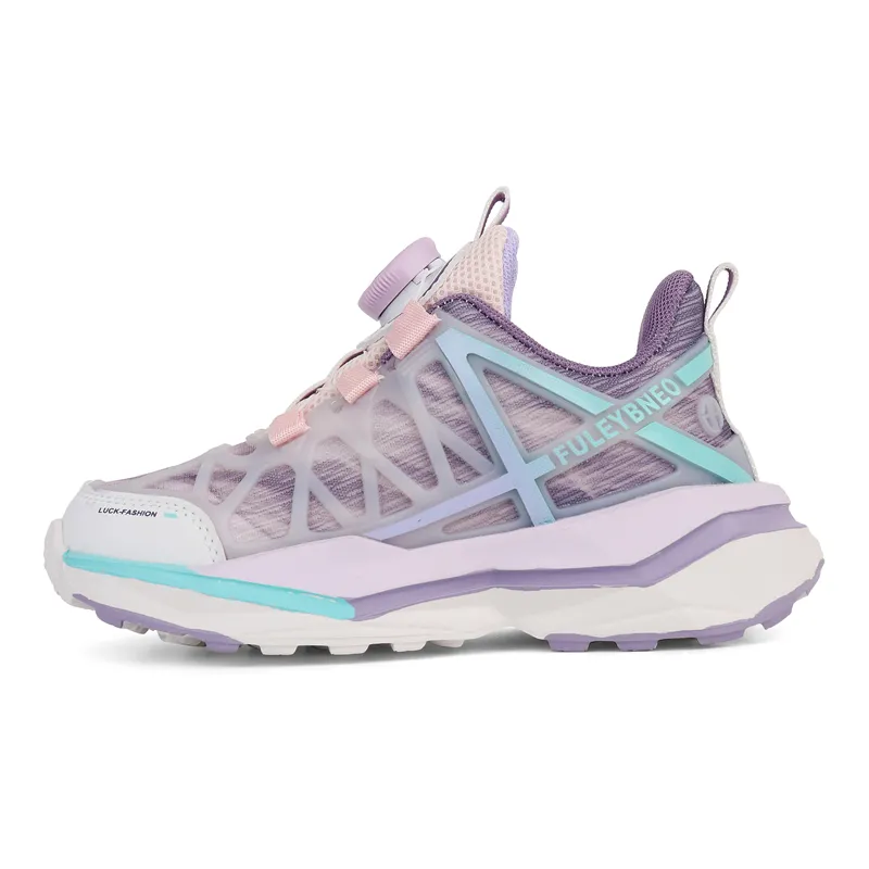 Calzado deportivo de moda para exteriores para niños y niñas.