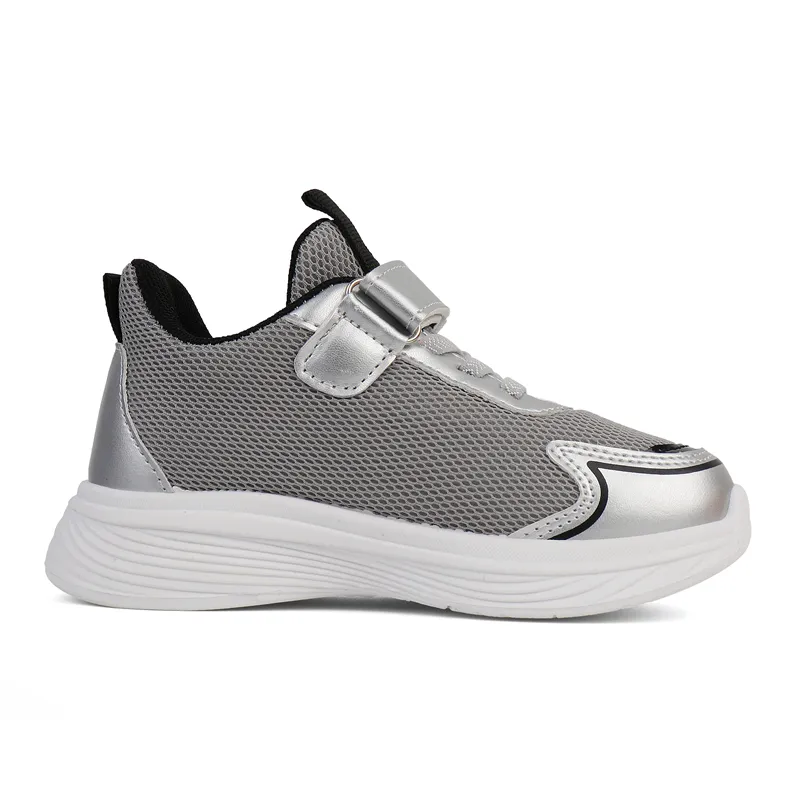 Calzado deportivo de moda para exteriores para niños y niñas.