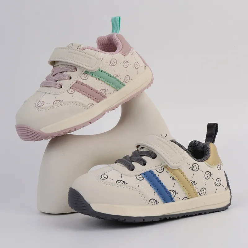 Zapatillas de otoño de piel para bebé con suela blanda Zapatos Forrest Gump